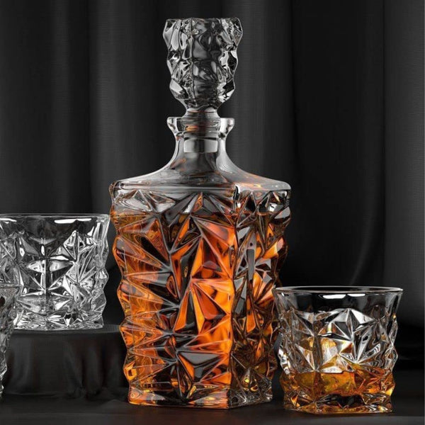 Buy High-Quality Diamond Cut Whiskey Glass Decanter Set Online In