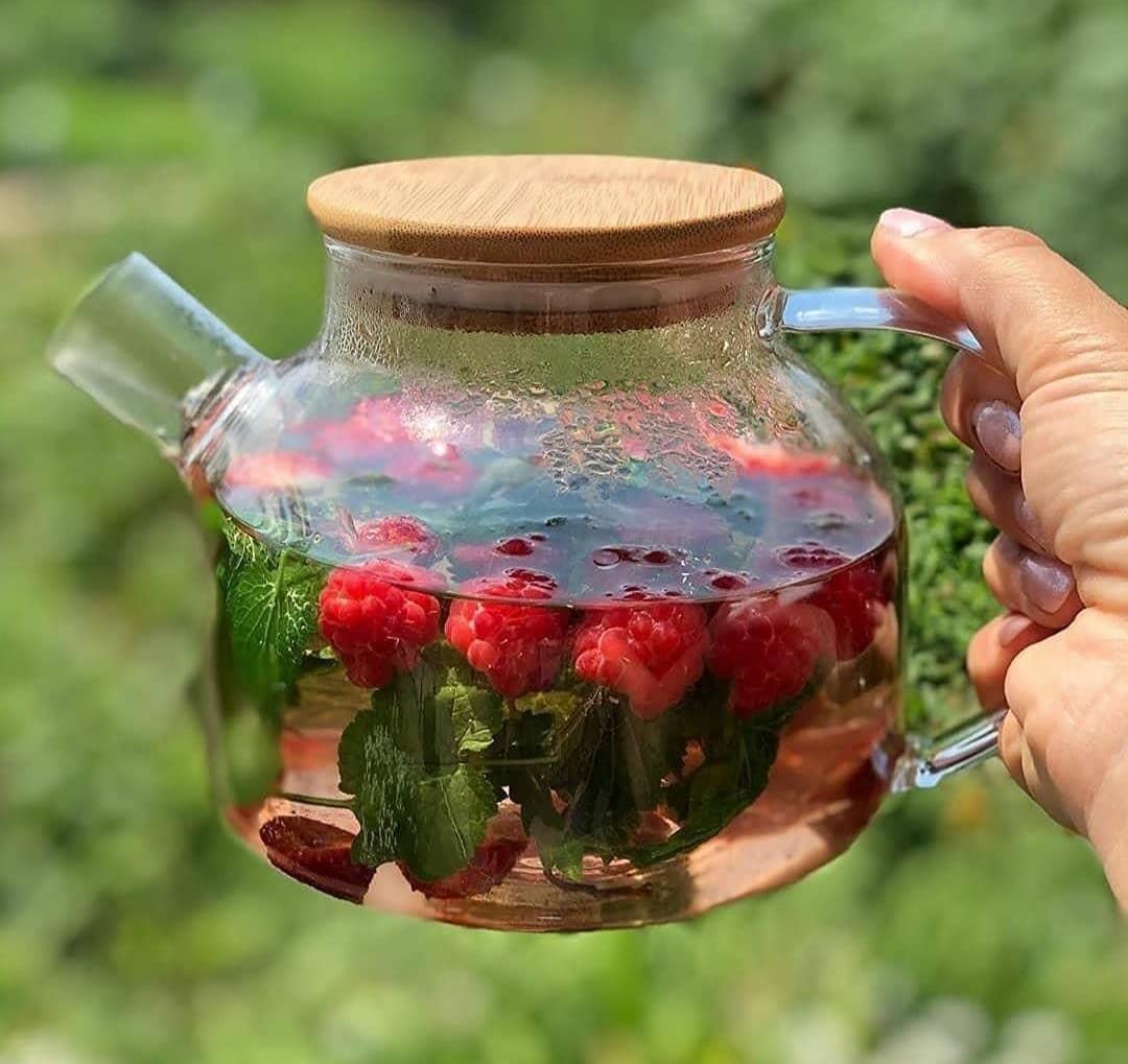 Borosilicate Tea Pot with Tea Mugs with Handle and Wooden Tray