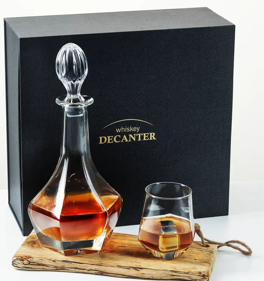 Classical Crystal Round Whiskey Decanter - 1 Pcs (650ML)