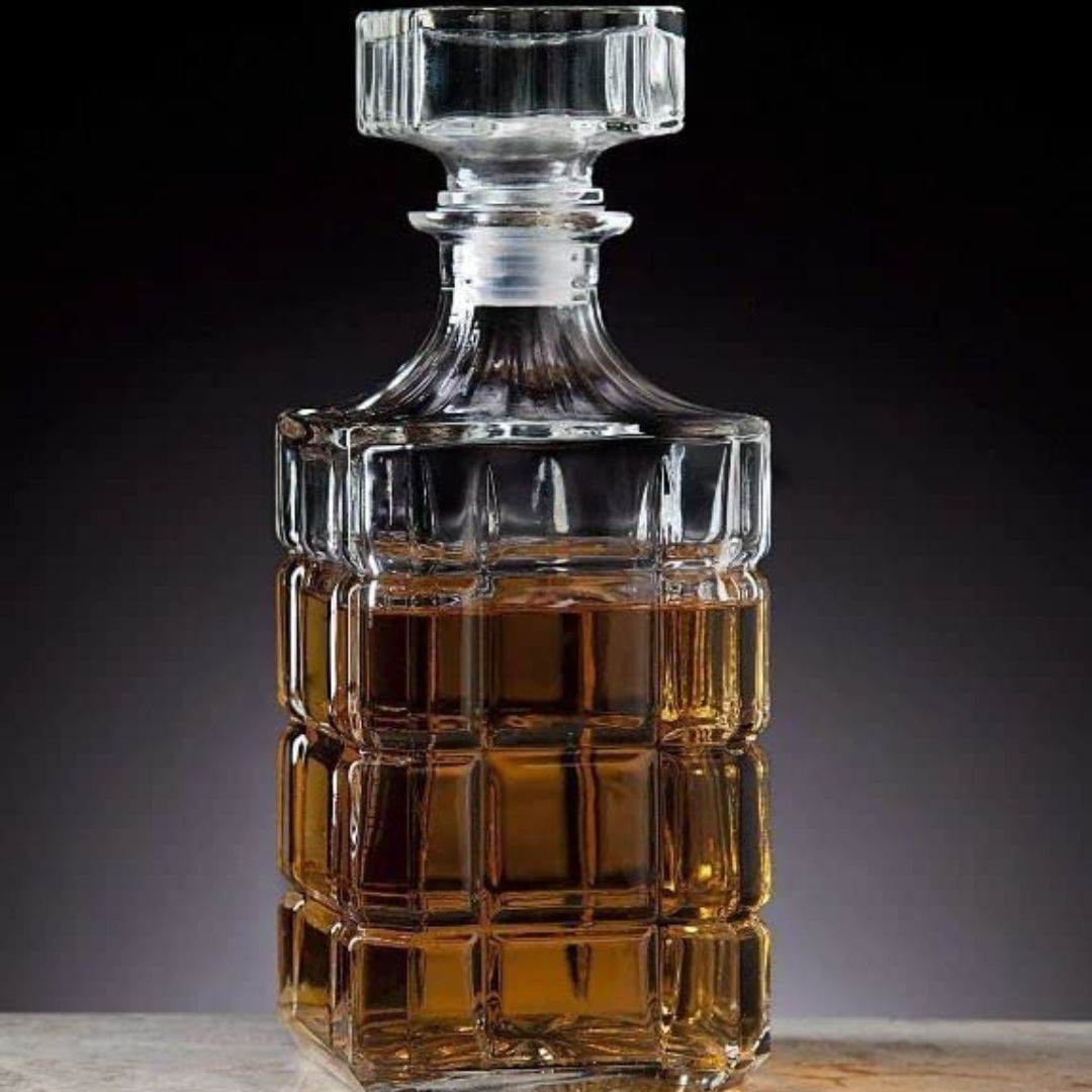 CLEAR CRYSTAL ICEBERG DESIGN SINGLE WHISKEY DECANTER - 800ML