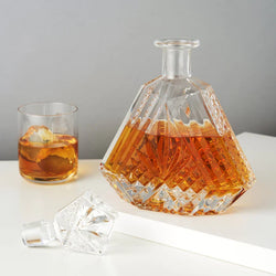 Single Pcs Crystal Wine Decanter, Transparent Glass Whiskey Aerator Decanter - 700ML