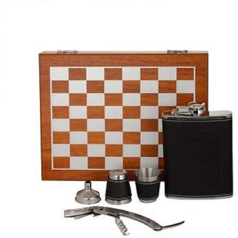 Leather Hip Flask 18 Oz (235 ml) with Chess Board Set