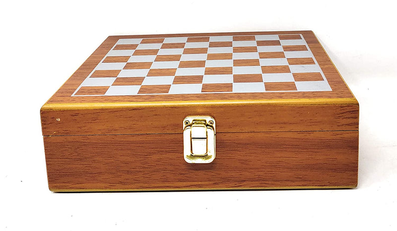 Leather Hip Flask 18 Oz (235 ml) with Chess Board Set
