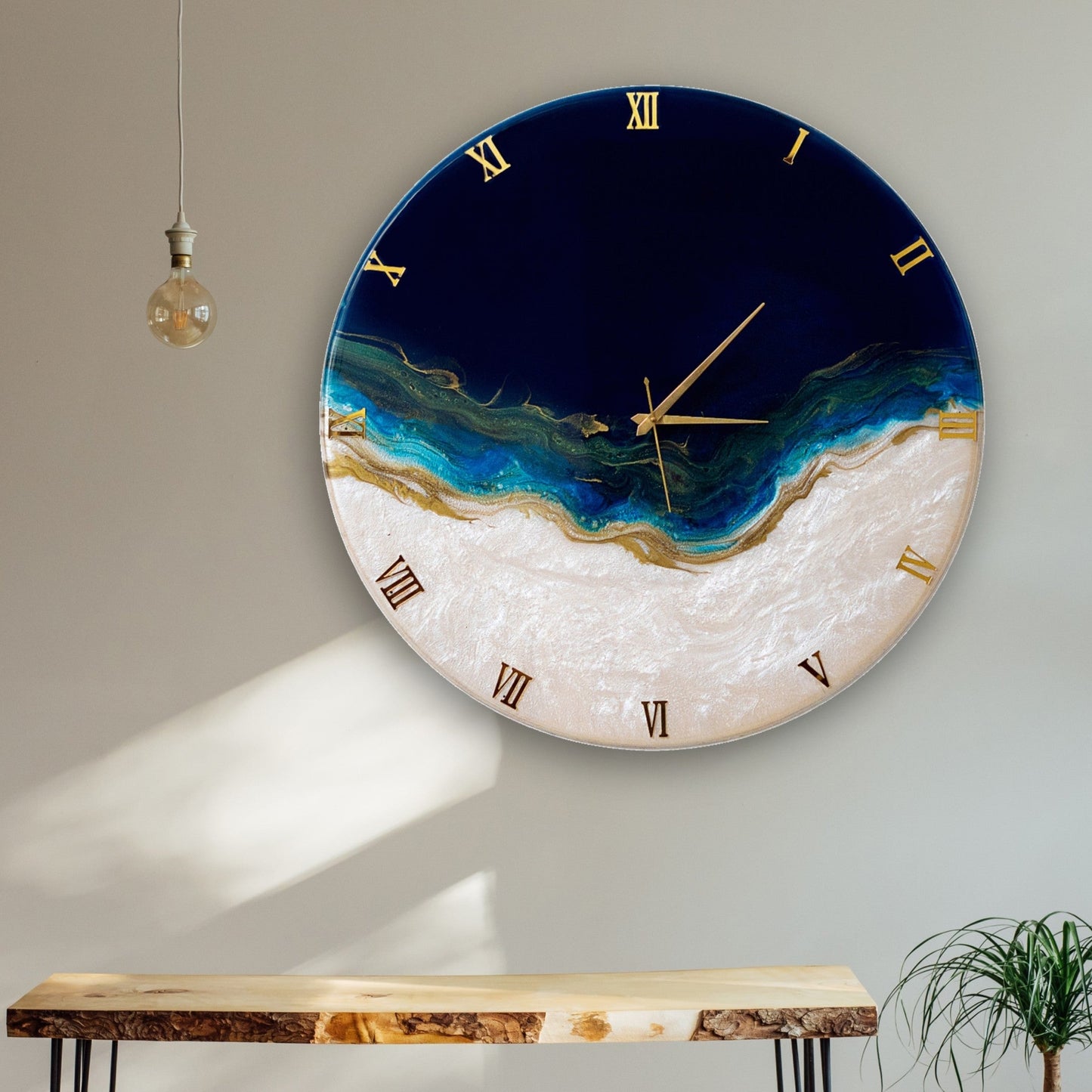 Ticking Thunder Resin Clock  (Royal Blue)