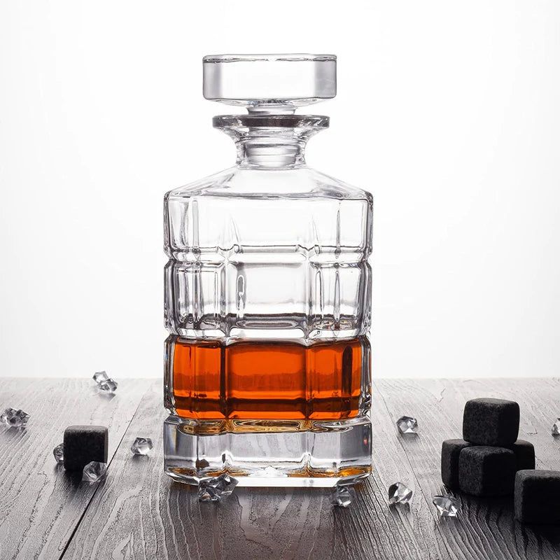Square Checkered Design 1 Pcs Decanter with 6 Pcs Whiskey Glass - 7Pcs Set