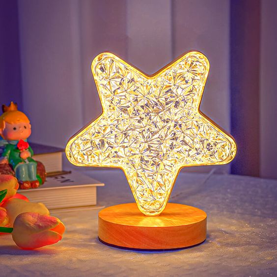 Crystal Clear Star Lamp
