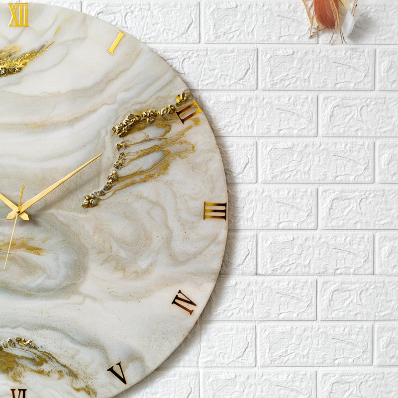 Creamy Desert Resin Clock