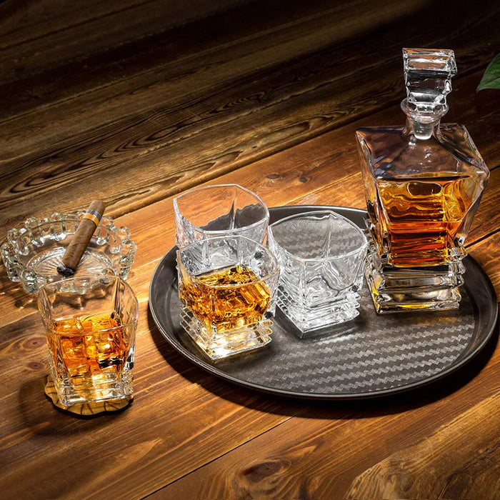 WHISKEY DECANTER-  SINGLE CRAFTED CRYSTAL DECANTER FOR SERVING - 700ML