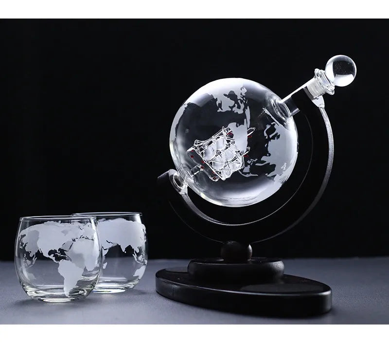 World Globe Decanter And Glass Set 850ML